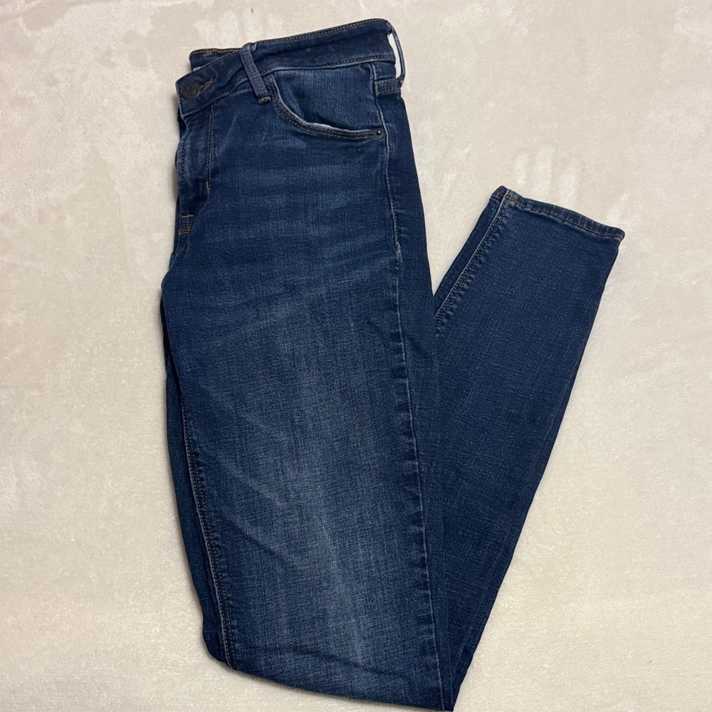 💜 Old Navy Rockstar Super Skinny Jeans